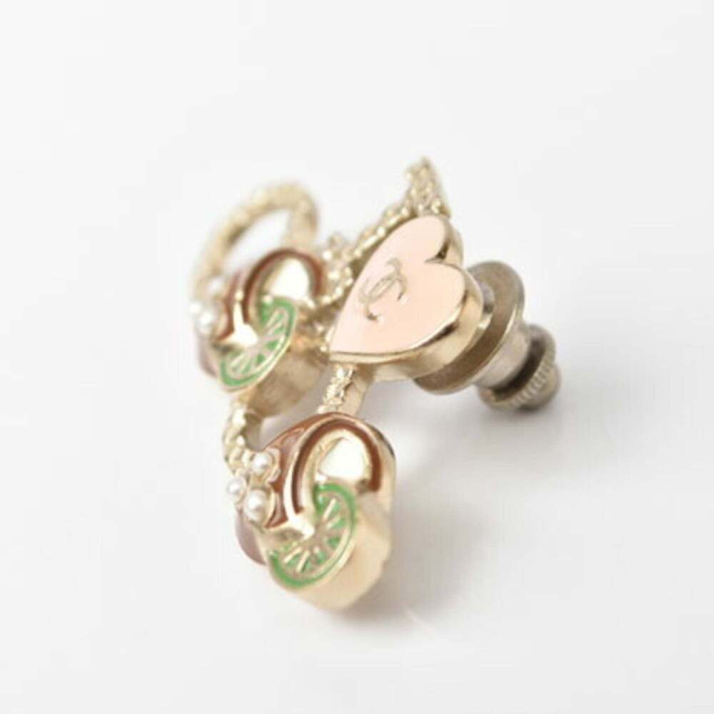 CHANEL Brown Love Brooch - Picture 2 of 5